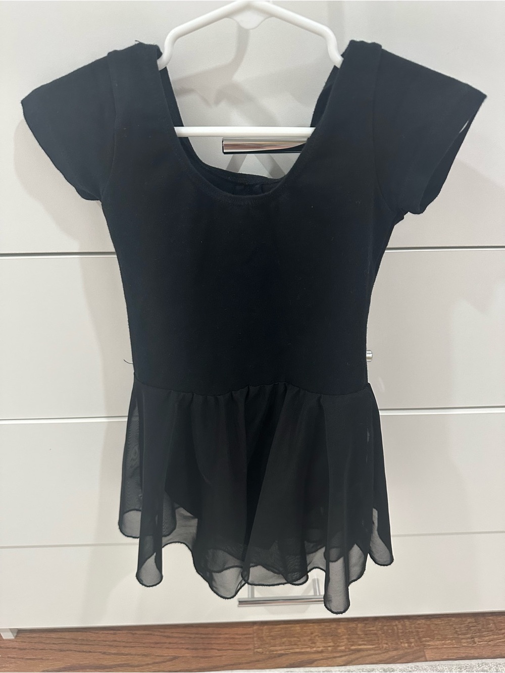 Girls Ballet Leotard Size 120 (4-5)